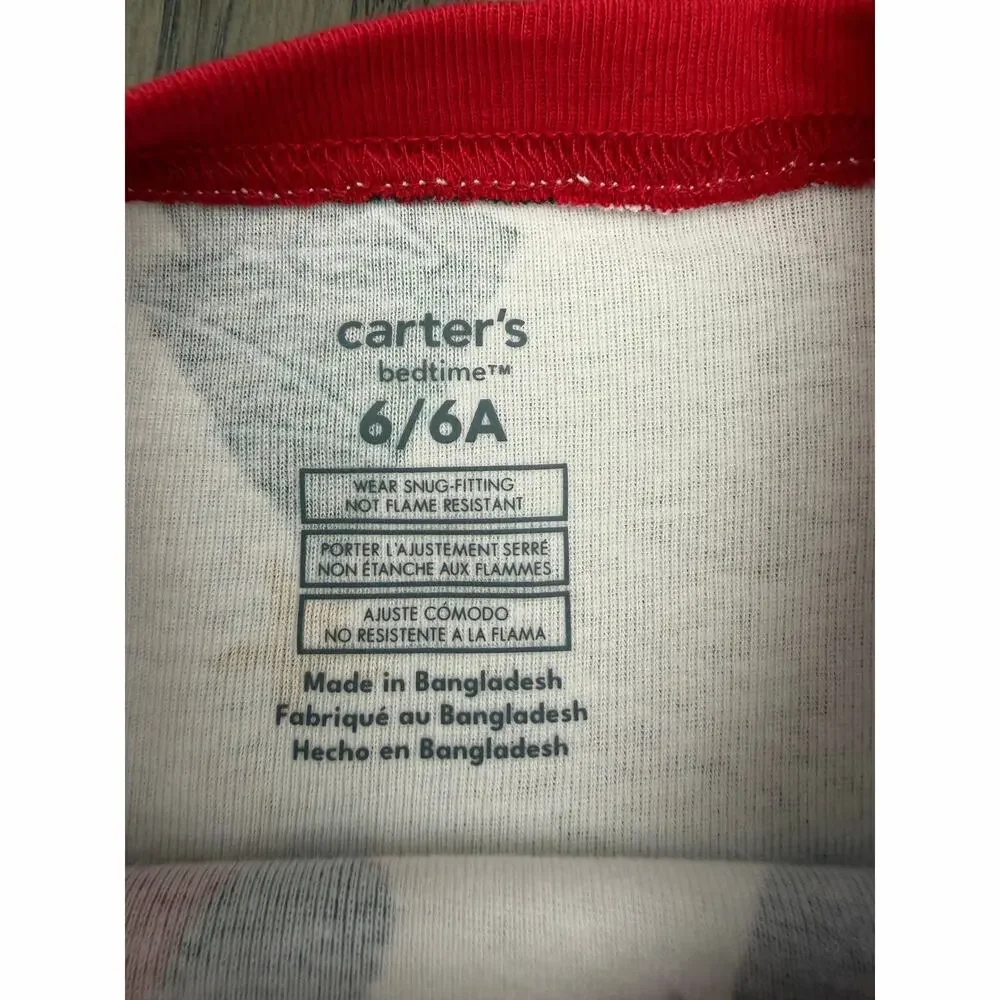 Carter’s Christmas Pajama Set Size 6 NWT